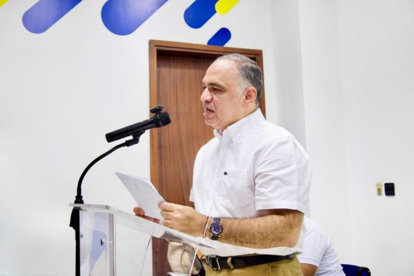 Carlos Pinedo Cuello, alcalde de Santa Marta. Foto Alcaldía Distrital 