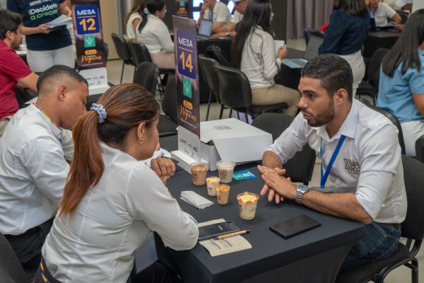 Empresarios del Magdalena y otras regiones del país fortalecieron alianzas y oportunidades comerciales durante la tercera edición de “Conéctate con el Magdalena 2025”.