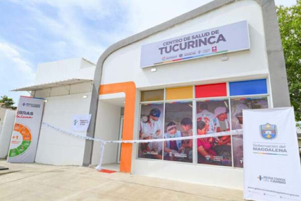 Los médicos, enfermeras, técnicos y administrativos son los funcionarios que no han recibido el pago de su salario. Foto Gobernación 