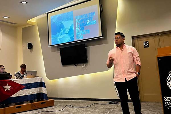 Iván Rodríguez, estudiante de Medicina de la Universidad Cooperativa de Colombia. Foto UCC 