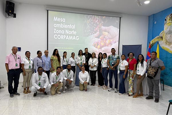 El encuentro destacó la importancia del trabajo articulado con los equipos técnicos de la Corporación para priorizar intervenciones ambientales de impacto regional. Foto Corpamag