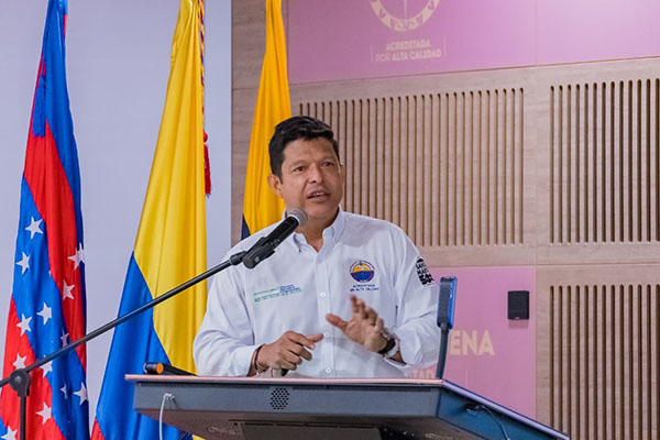 Durante el acto de instalación, el rector Pablo Vera Salazar, en compañía de vicerrectores y directivos, recibió al comité evaluador. Foto Unimagdalena Durante el acto de instalación, el rector Pablo Vera Salazar, en compañía de vicerrectores y directivos, recibió al comité evaluador. Foto Unimagdalena