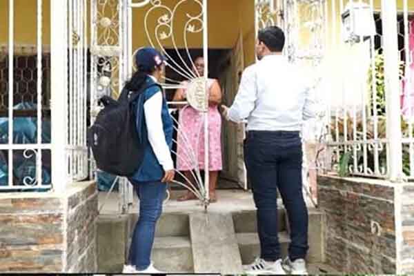 Autoridades de salud reiteraron que las intervenciones continuarán en todos los barrios para reducir los riesgos asociados al mosquito transmisor. Foto Alcaldía 