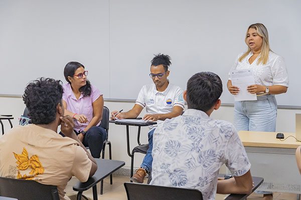 Aspirantes presentando la prueba diagnóstica de inglés en el bloque 3 del campus universitario. Foto Unimagdalena