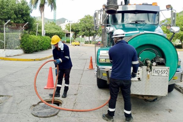 A través de estos operativos La Essmar dispuso plantas eléctricas de respaldo en sus infraestructuras estratégicas. Foto: ESSMAR