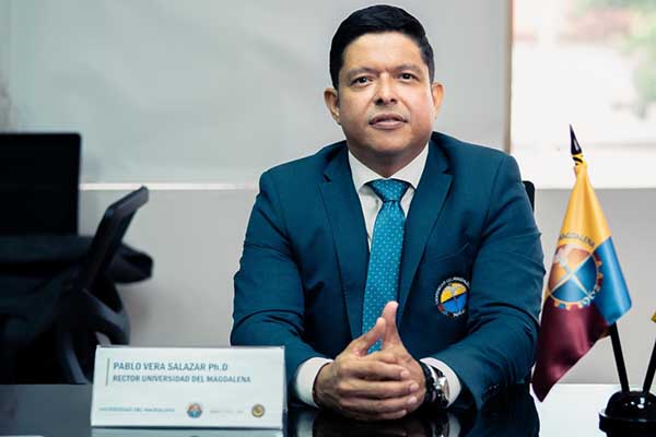 Pablo Vera Salazar, Rector de la Universidad del Magdalena. 