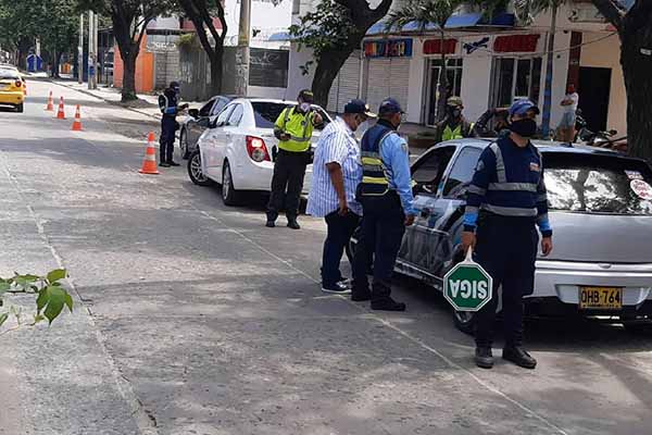 Autoridades destacaron los resultados de los operativos de control y el buen comportamiento ciudadano durante la celebración de Año Nuevo en Santa Marta. Foto Alcaldía 