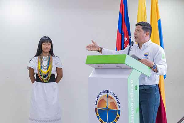 El rector Pablo Vera se dirigió en su discurso de apertura a los siete pueblos de la Sierra Nevada y otras regiones del país. Foto Unimagdalena
