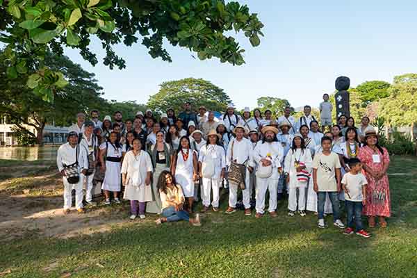 Clausura del primer día del Foro Nacional: “Palabra Mayor desde el Corazón del Mundo: 500 años de Re-existencia”. Foto Unimagdalena 