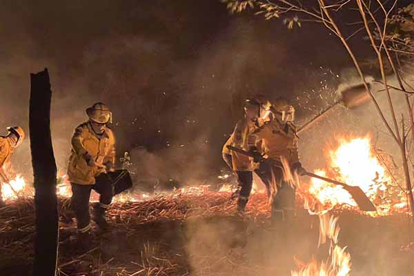 El Cuerpo de Bomberos Voluntarios de Santa Marta reitera el llamado a la ciudadanía para evitar prácticas de riesgo durante la temporada seca. Foto Bomberos 