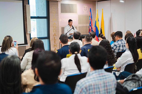 Pablo Vera Salazar, rector de Unimagdalena, realizando su intervención en el encuentro. Foto Unimagdalena