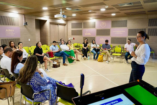 La administración Distrital y la Fundación Tras la Perla lideraron la primera sesión de 2026 del Plan de Fortalecimiento Educativo Territorial, con el objetivo de mejorar la calidad educativa en las instituciones oficiales de Santa Marta. Foto secretaria de Educación Distrital
