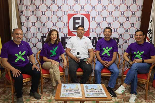 Oscar Ortiz candidato cabeza de lista al senado de Oxígeno, Ingrid Betancourt fundadora Partido Oxígeno y candidata al senado, Luis Saumeth periodista, Johnfran Pinchao Blanco. Foto derechos reservados EL INFORMADOR 