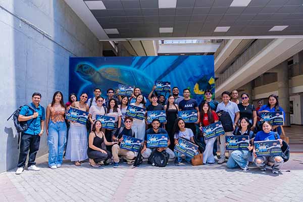 La entrega de estos equipos consolida un apoyo permanente para el ejercicio del liderazgo transformacional en el campus. Foto Unimagdalena.