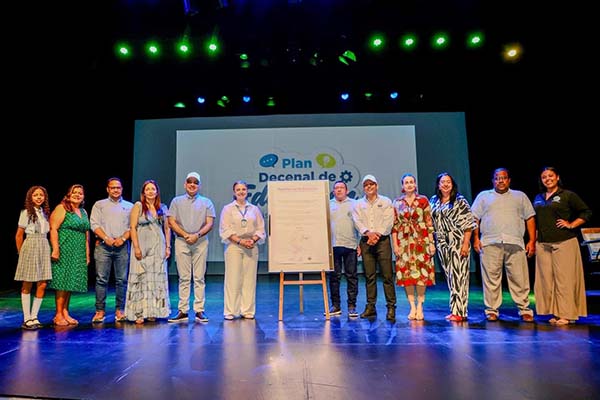 Presentación oficial del Plan Decenal de Educación 2026-2036. Foto Alcaldía de Santa Marta 