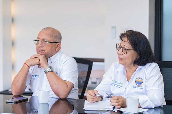 El licenciado magíster Wilson Velásquez Bastidas, director del CREO resaltó que los egresados podrán acceder a contratos de aprendizaje en las empresas donde realicen sus prácticas. Foto Unimagdalena 
