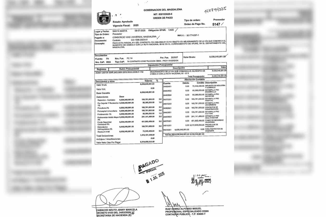 Copia de la orden de pago, cancelada al contratista con fecha 9 de julio de 2025, hora 2:20 p.m. La orden lleva las firmas de la secretaria de Hacienda (e) Jenny Camacho Neuto y de Alfonso Ruiz Gómez, profesional especializado. Suma pagada: 8.038.049.981 pesos, correspondiente al Acta Parcial No. 11.