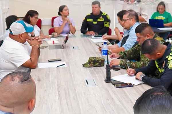 Consejo de seguridad realizado en las instalaciones de la Alcaldía municipal de Ciénaga, Magdalena. Foto Alcaldía de Ciénaga