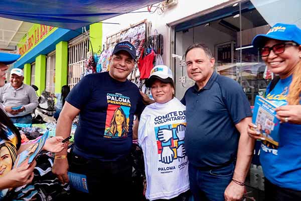 El sábado la toma fue al sector comercial y turístico de Ciénaga, la segunda ciudad del Departamento, cuya gente también respalda la candidatura de Paloma Valencia a la Presidencia.