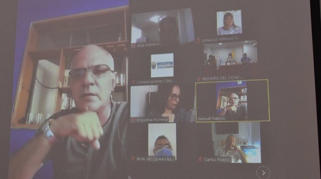 Fueron alrededor de 40 personas entre líderes de la ciudad, representantes de gremios del sector privado y ciudadanos quienes pudieron dejar sus opiniones, inquietudes y recomendaciones respecto al POT.