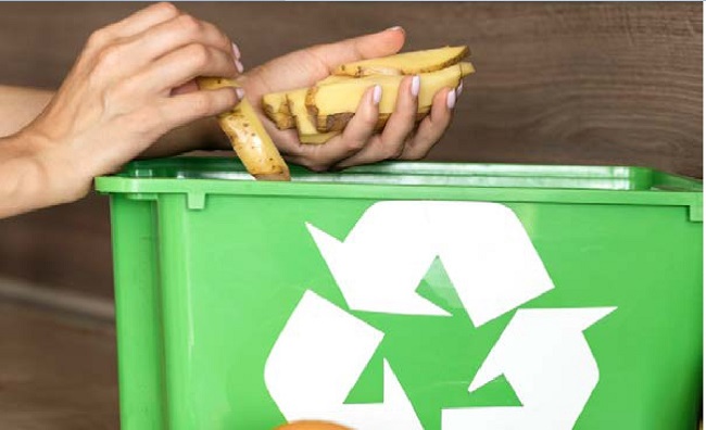 Separar los residuos tiene beneficios ambientales, sociales y económicos, entre ellos reducir la cantidad de residuos que se llevan a disposición final, dignificar la labor de los recicladores y aprovechar los residuos sólidos como materia prima de nuevos productos. 