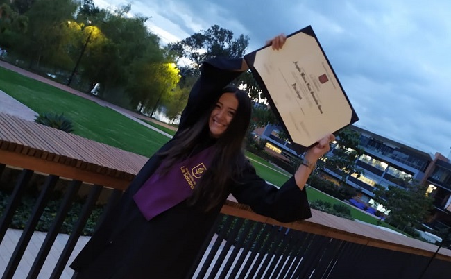 El 18 de marzo Ángela María Díaz Granados Serna se graduó de Psicóloga, título otorgado por la Universidad de la Sabana en Bogotá.
