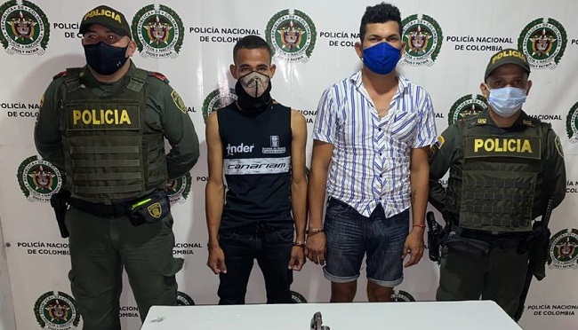 Jhon Elkin Julio Useche y Juan Carlos Martínez Contreras, capturados por porte ilegal.