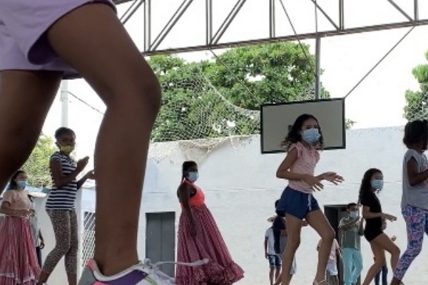 Con esta iniciativa, se busca incentivar procesos de formación, creación, producción, circulación y acceso ciudadano de este arte con miras a afianzar las Industrias Culturales y Creativas -ICC en el país.