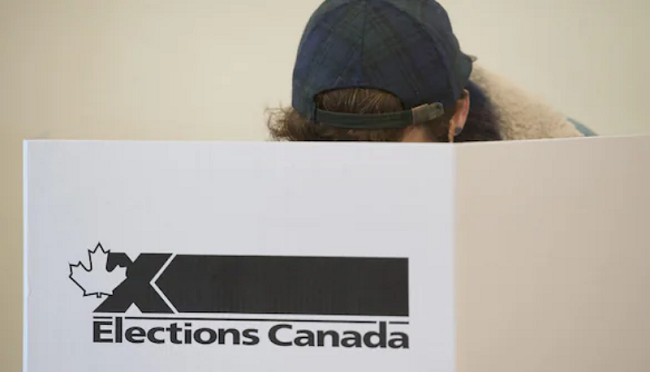 Canadá, con una población de 38.005.238 personas, se encuentra en la posición 37 de la tabla de población, compuesta por 196 países y mantiene una muy baja densidad de población, 4 habitantes por Kilómetro cuadrado.