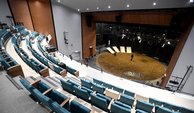 Escenario principal del Teatro Santa Marta con una capacidad para 800 personas. 