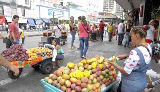 Siguen altas cifras de desempleo e informalidad en Santa Marta