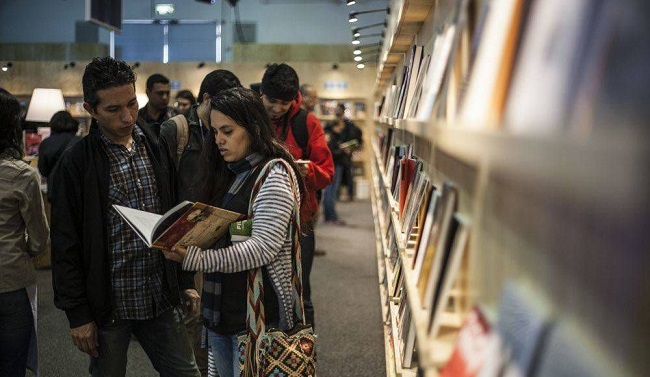 La Feria Internacional del Libro de Bogotá es un espacio de reencuentro entre autores y lectores.