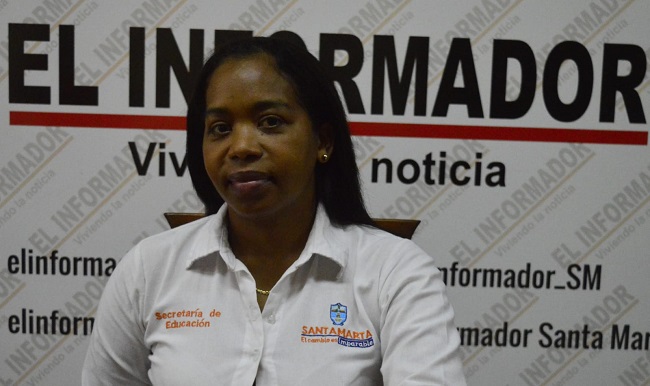 Nizay Cuesta, coordinadora del PAE del Distrito de Santa Marta.