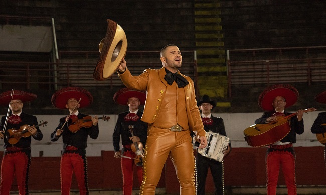 En el video se grabó una escena en la Plaza de Toros, de Girón Santander, donde en medio de ella Jessi hace una interpretación majestuosa con un traje de charro.