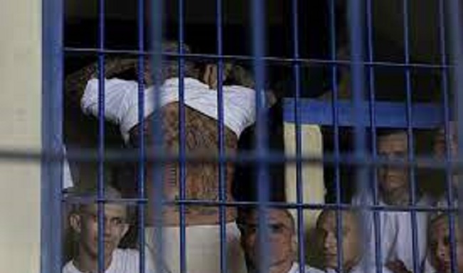En la cárcel de Ilama permanecen detenidos 1.588 reos y en el módulo en el que murieron los pandilleros permanecían 90.