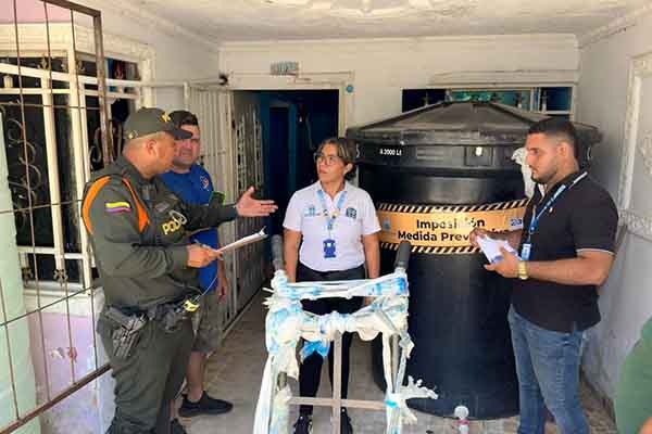 Autoridades ambientales ordenaron el cierre de un establecimiento en Santa Marta por uso ilegal del recurso hídrico. Foto Alcaldía 