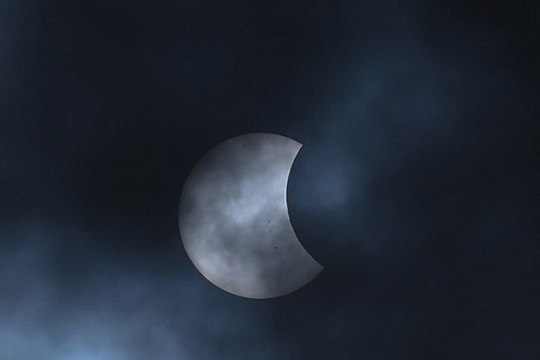 Foto: Eclipse solar visto desde Colombia / AFP