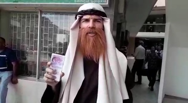  Miguel ‘El Mono ’Martínez,  se disfrazó de israelí 