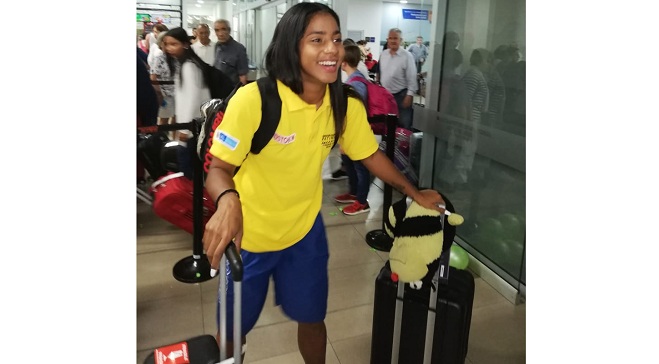 Recibimiento a Kerstinck Sarmiento en el Aeropuerto Internacional Simón Bolívar