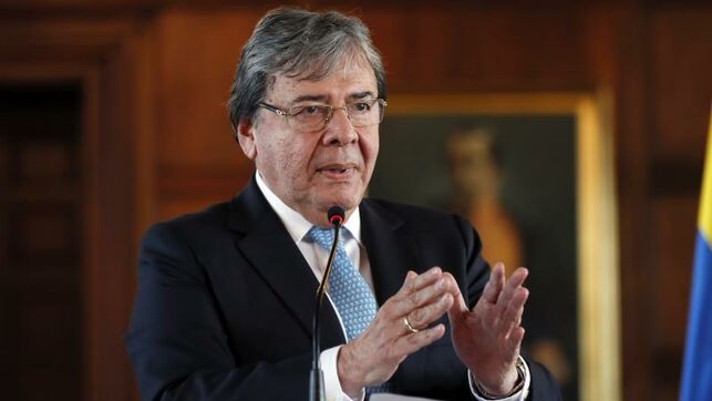 Canciller colombiano Carlos Holmes Trujillo