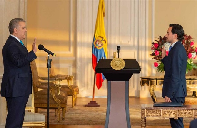 El presidente Iván Duque posesionó al nuevo Ministro de Minas y Energía, Diego Mesa Puyo.