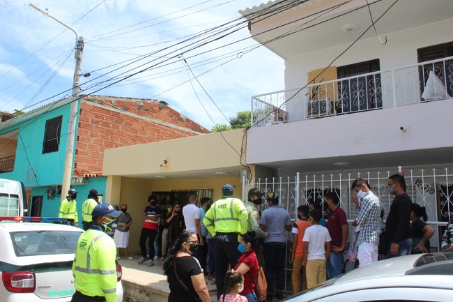 Una casa de familia fue descubierta operando como Iglesia Cristiana sin ningún protocolo de bioseguridad.