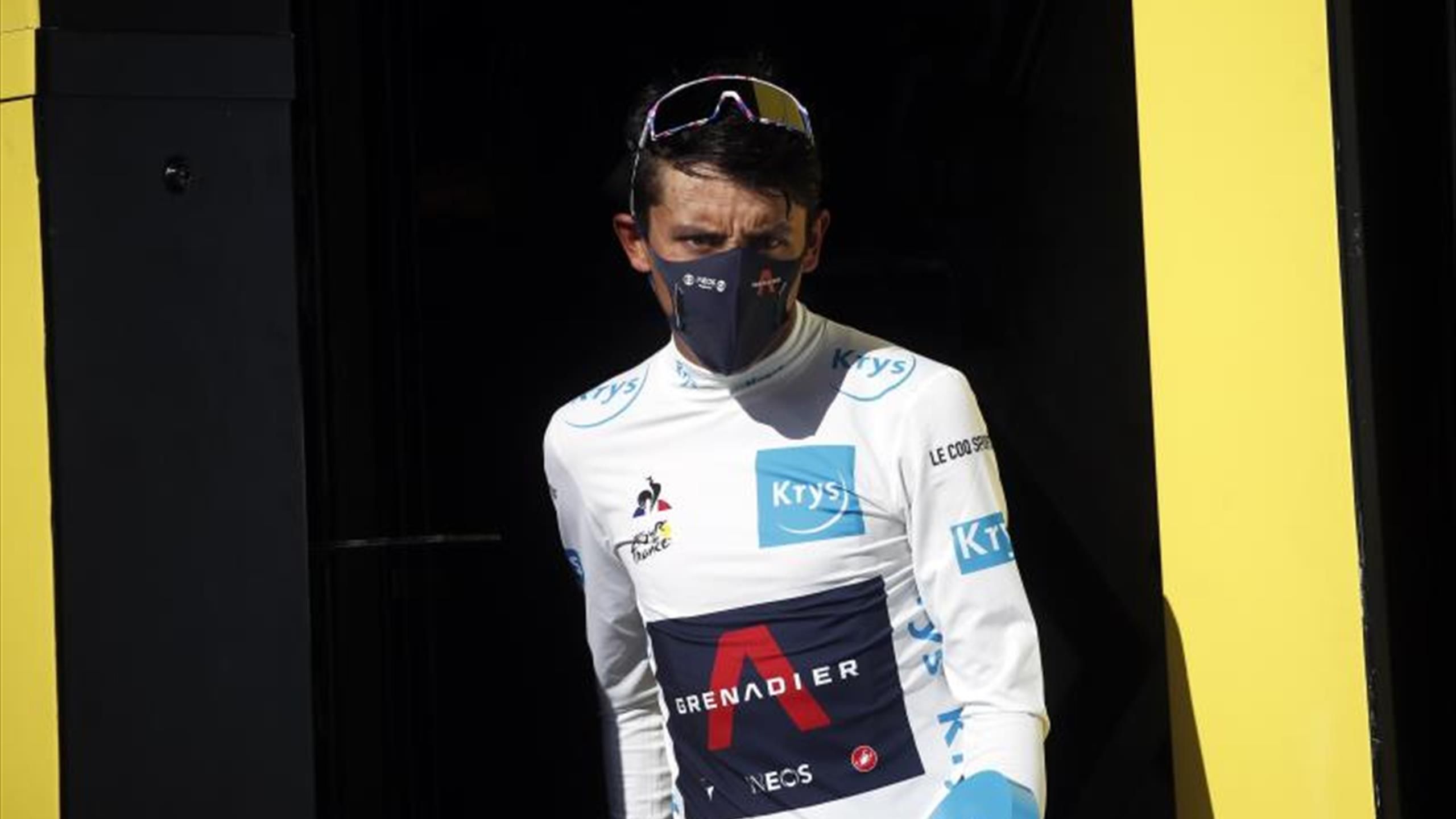 El colombiano Egan Bernal se mostró satisfecho con el trabajo de su equipo en la etapa del Tour de Francia que propició un corte que alejó al esloveno Tadej Pogacar y al español Mikel Landa en la general.