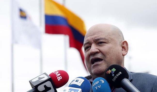 En la imagen, el senador Julián Gallo, del partido Fuerza Alternativa Revolucionaria del Común (Farc). EFE