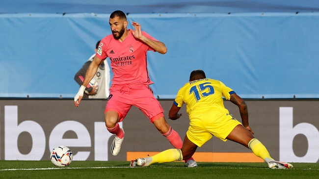 El marcador terminó 0-1 a favor del Cádiz.