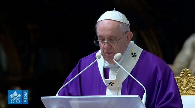 El Papa pronuncia su homilía. Foto: Captura YouTube.