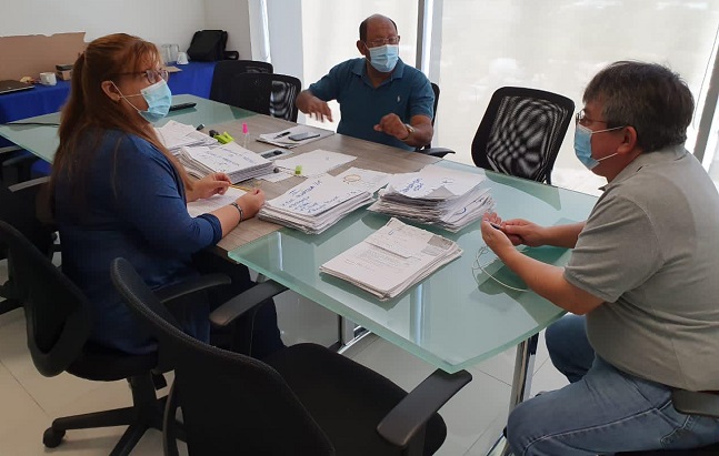 Omar García, presidente ejecutivo de Cotelco Magdalena; Luz María Escorcia, especialista del sector comercial; y Francisco Troncoso, académico del sector del turismo, fueron los pares encargados de evaluar los proyectos presentados por prestadores de servicios turísticos y agentes culturales asociados al turismo.