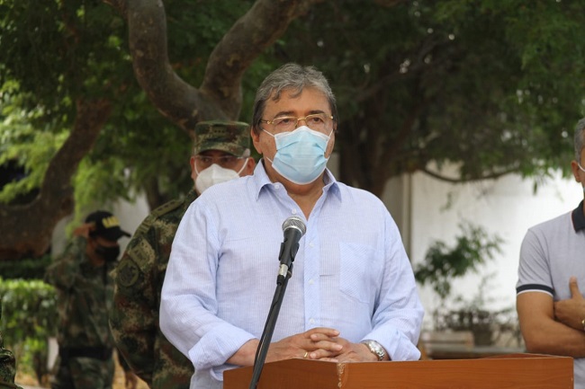 Ministro de Defensa en Santa Marta. 