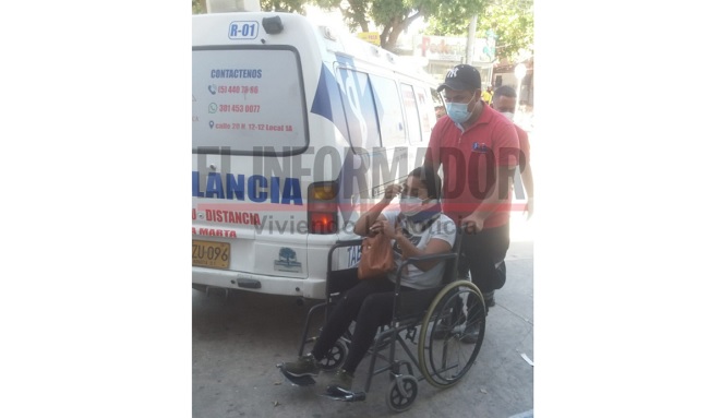Accidente de tránsito en Santa Marta deja una mujer lesionada.