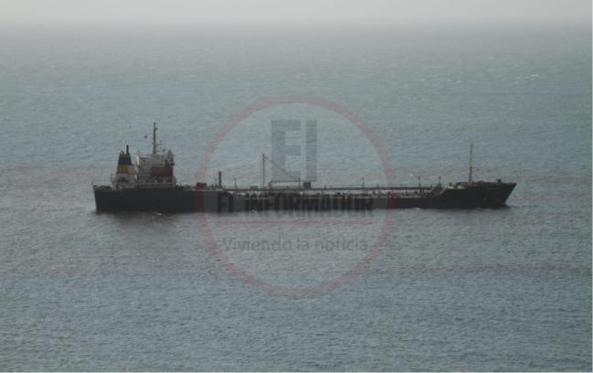 Barco Nissi Commander I, de bandera de Mongolia y procedente de República Dominicana, con 15 tripulantes en Santa Marta.